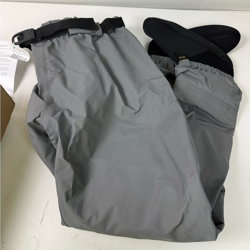 Frogg Toggs Hellbender Stockingfoot Guide wader Pants NIB Attached Booties New - Picture 2 of 10